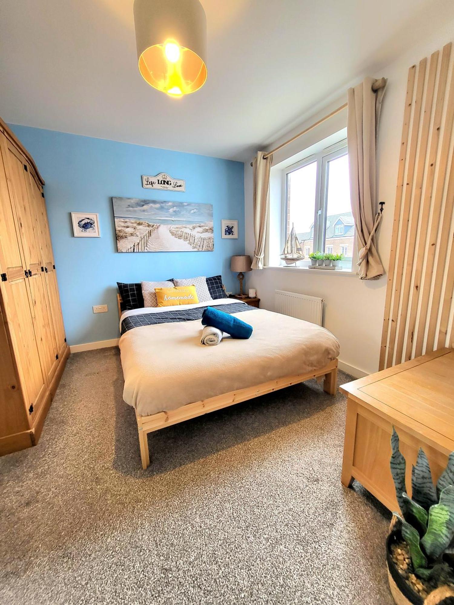 Seaside Beach Themed Home With Garden And Driveway Lytham St Annes Εξωτερικό φωτογραφία