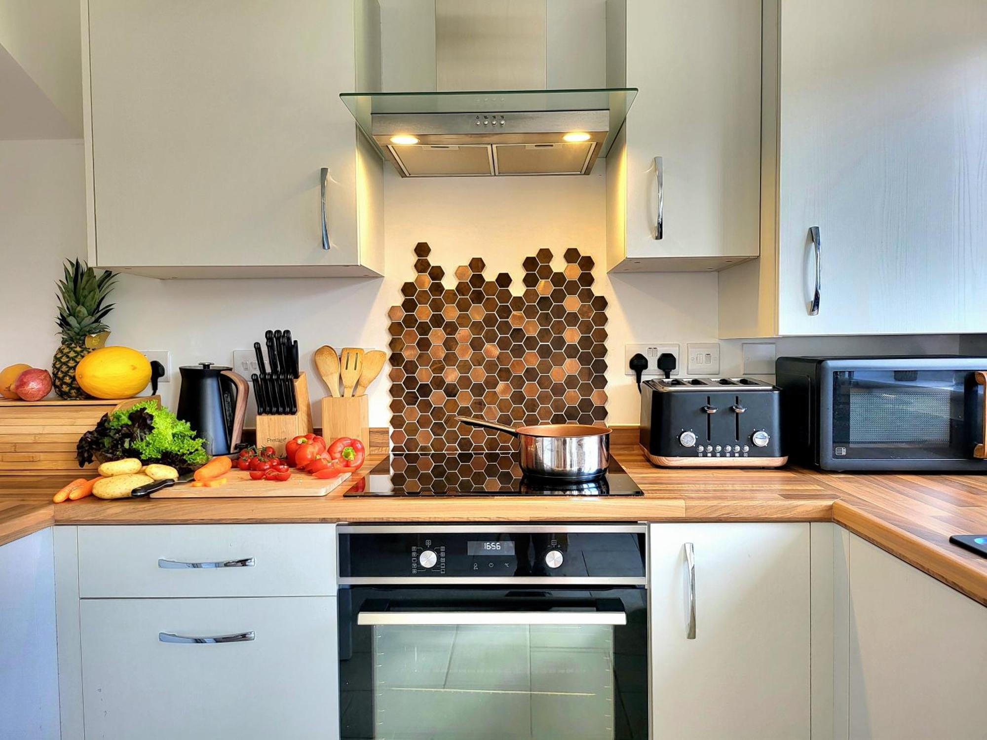 Seaside Beach Themed Home With Garden And Driveway Lytham St Annes Εξωτερικό φωτογραφία